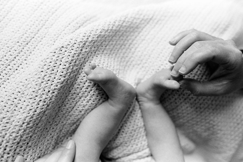 SIMPLY NEWBORN SESSION | 1 month old and their parents in San Anselmo, Marin County, CA
